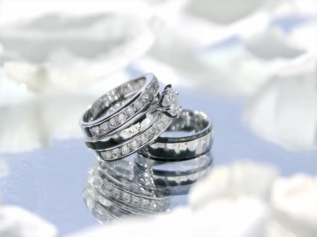結婚指輪,ダイヤモンド